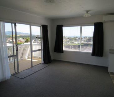 1/39A Simons Street, Moturoa, New Plymouth - Photo 1