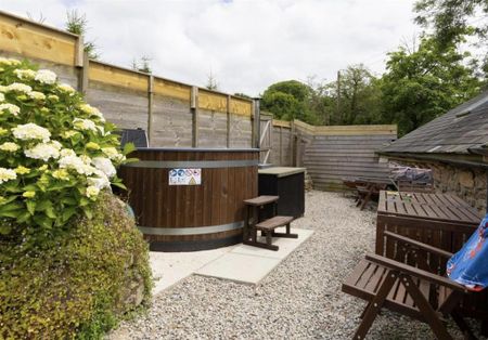 2 bedroom barn conversion to rent - Photo 3