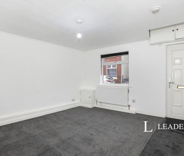 1 bedroom apartment to rent Samuel Street, Packmoor, ST7 - Photo 5