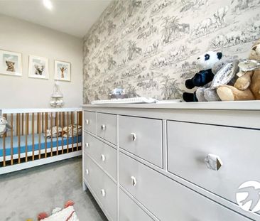 4 bedroom terraced house to rent - Photo 1