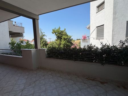 Μονοκατοικία για ενοικίαση Οικισμός Μακεδονία (Πανόραμα) - Photo 2