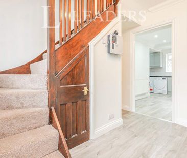 House to rent - Photo 6