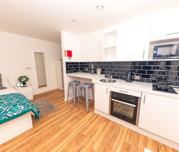 Studio to let in Liverpool - Photo 5