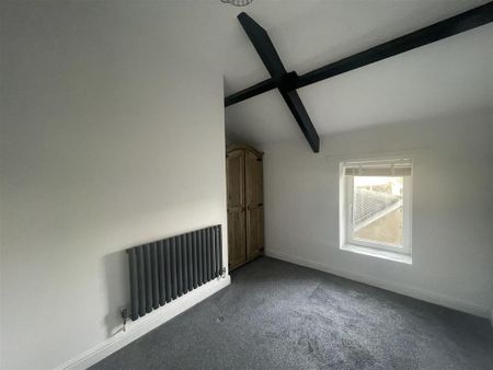 2 bedroom semi-detached house to rent - Photo 2