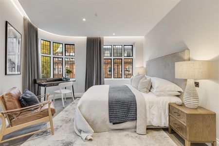 St. Johns Wood High Street, London - Photo 4