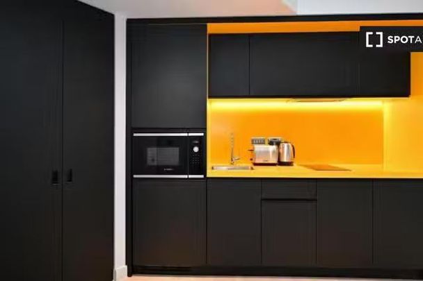 Studio apartment for rent in Dublin Docklands, Dublin - Photo 1