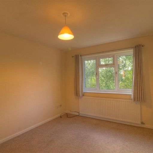 Greenhill Gardens, Evesham - Photo 1