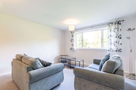 1074L - Howden Hall Crescent, Edinburgh, EH16 6UR - Photo 2