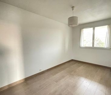 Location Appartement 4 pièces 73m² ST MICHEL SUR ORGE 91240 - Photo 3