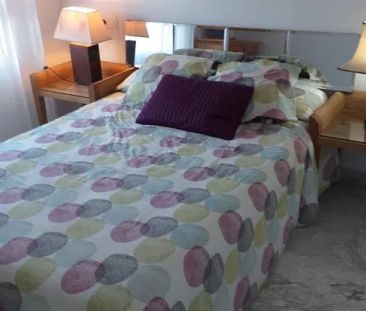 Alquiler de piso en Calle Torrente Ballester, 1 - Photo 1