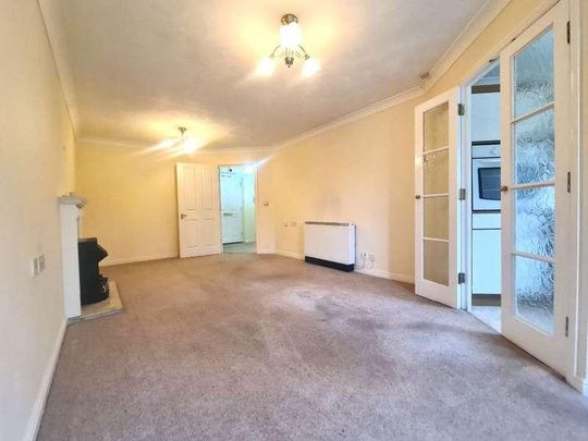 Flat, Goodrich Court, Gloucester Road, Ross-on-wye, HR9 - Photo 1