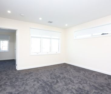 9 Zenith Street, Pascoe Vale VIC 3044 - Photo 5