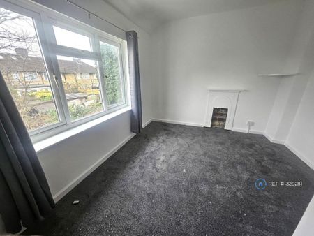 4 bedroom terraced house to rent - Photo 4