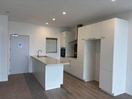 Apartment living at its best - Photo 3