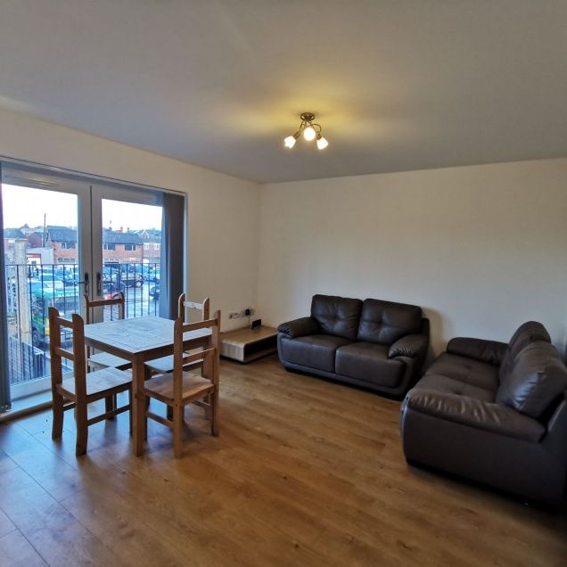 Flat 4, 30 Platt Lane, Manchester, M14 - Photo 1