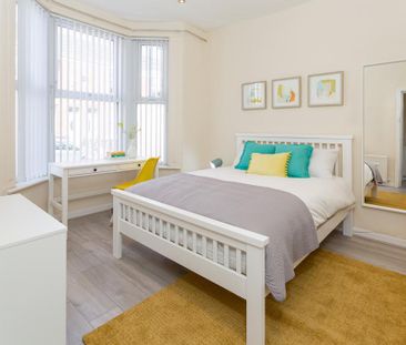 4 bedroom terraced house to rent - Photo 6