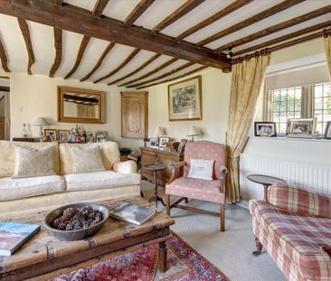 5 bedroom barn conversion to rent - Photo 1