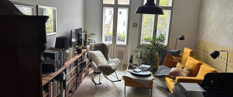 Für 1 Jahr! möblierte 2 Zimmer Wohnung mit großer Wohnküche in Friedrichshain - Photo 1