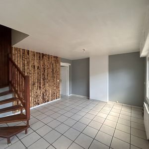 Location Maison 4 pièces 97m² - Photo 2