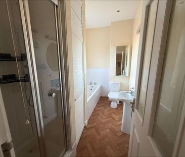 2 bedroom flat to rent - Photo 6