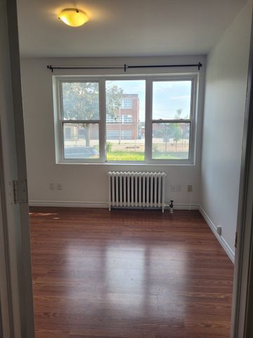 For Lease - 44 Bartonville Avenue Unit# 1, Toronto, Ontario - Photo 3
