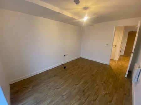 Saxton Lane, Leeds - Photo 2