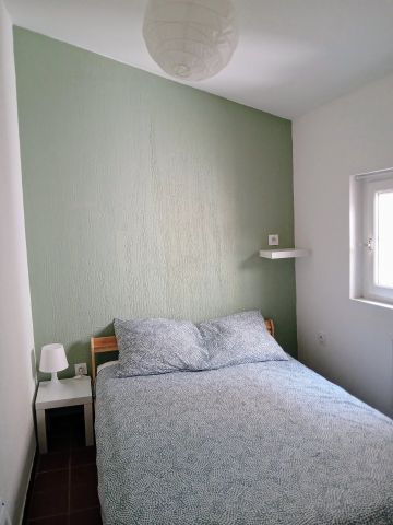Location Appartement 1 pièce 27m² TOULON 83000 - Photo 2