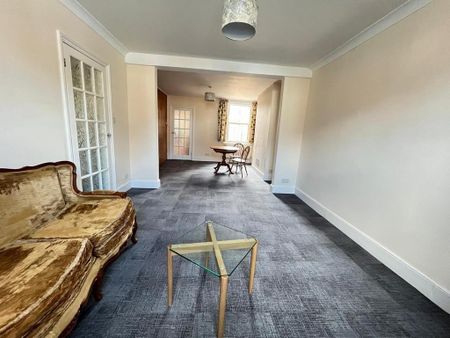 2 bedroom terraced house to rent - Photo 2