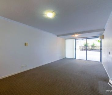 1 Bed 1 Bath UNFURNISHED Pet Friendly Air-conditioned Apartment at ... - Photo 1