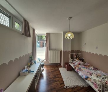 Centraal gelegen instapklaar 2 slaapkamer appartement - Foto 3