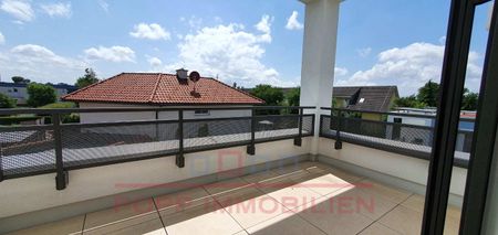Hochwertige, ruhig gelegene, moderne 3-Zimmerwohnung mit Terrasse und Tiefgaragenplatz - Photo 4