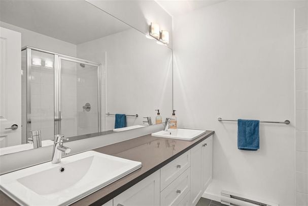 Freestyle/South Surrey - Grandview 3 Bedroom/ 2.5 Bathroom - Photo 1