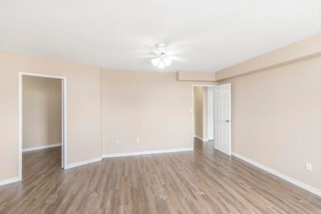 Chedoke Apartments - Photo 4