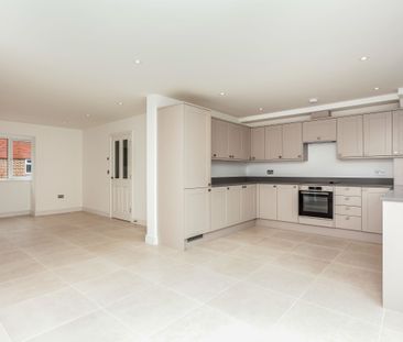 4 bedroom house to rent Southdown Place, Ardingly, Haywards Heath, ... - Photo 6