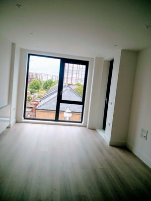 1 Bed Flat, Chainmakers House, E14 - Photo 1