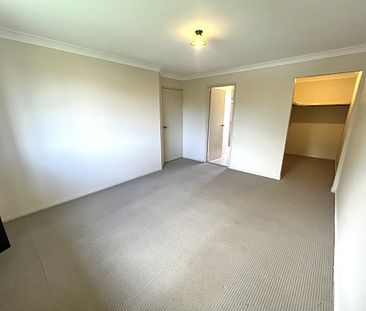 2 Jessup Place, Glenmore Park NSW 2745 - Photo 4