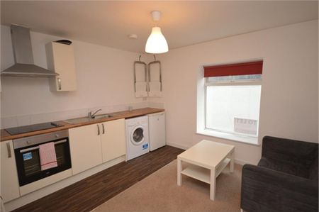 1 bedroom flat to rent - Photo 2
