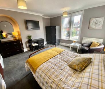 1 bedroom in a house share to rent - Photo 4