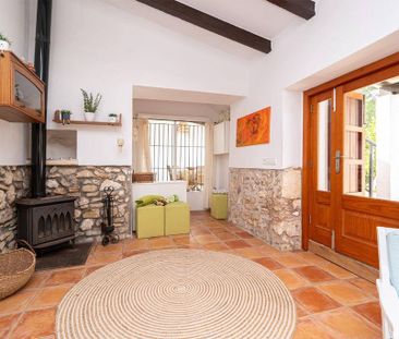 3 room luxury Farmhouse for rent in Santa Margalida, Spain - Photo 2