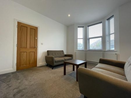 4 bedroom terraced house to rent - Photo 2