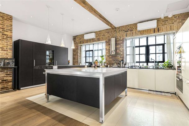 Garrett Street, London, EC1Y 0TT - Photo 1