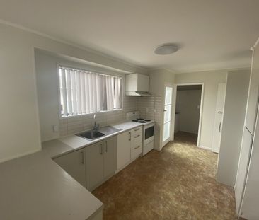 8A Quintal Place, Papatoetoe - Photo 5