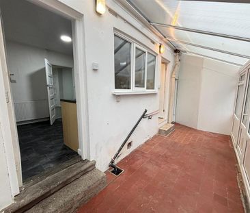 2 bedroom house to rent - Photo 4