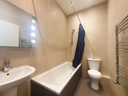 Red Lion Square, Wandsworth High Street, London SW18 - Photo 4