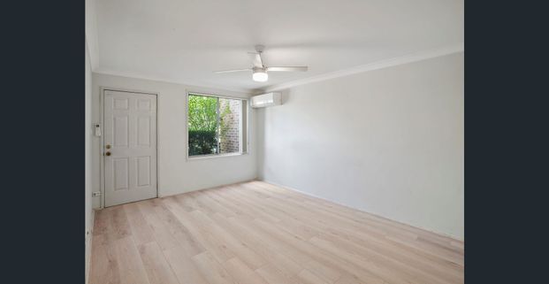 Perfectly Positioned Three Bedroom Townhouse in St Marys - Photo 1