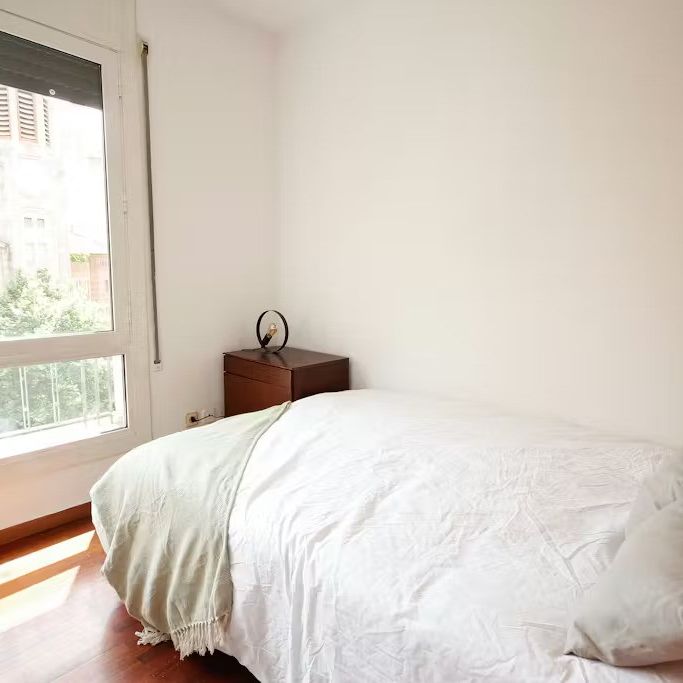 Carrer de Balmes, Barcelona, Catalonia 08007 - Foto 1