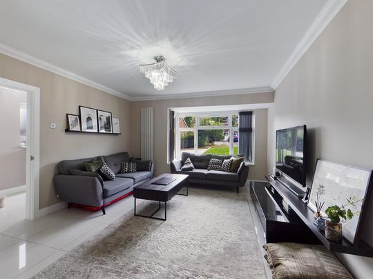 3 bedroom semi-detached house to rent - Photo 1