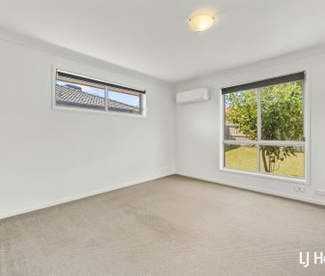 108 Hollows Circuit, Macgregor ACT, Belconnen - Photo 2