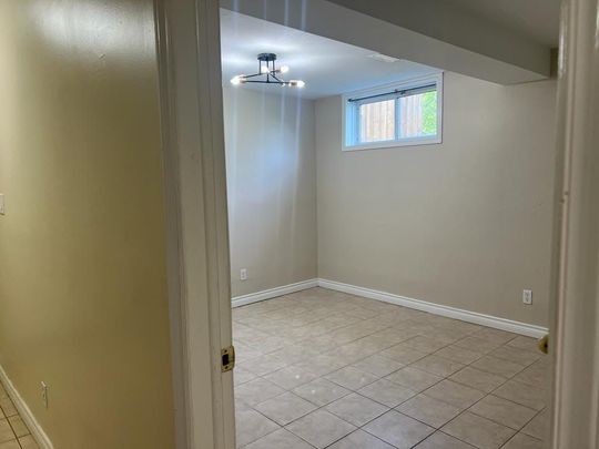 For Lease - 276 Vansickle Road, St. Catharines, Ontario - Photo 1