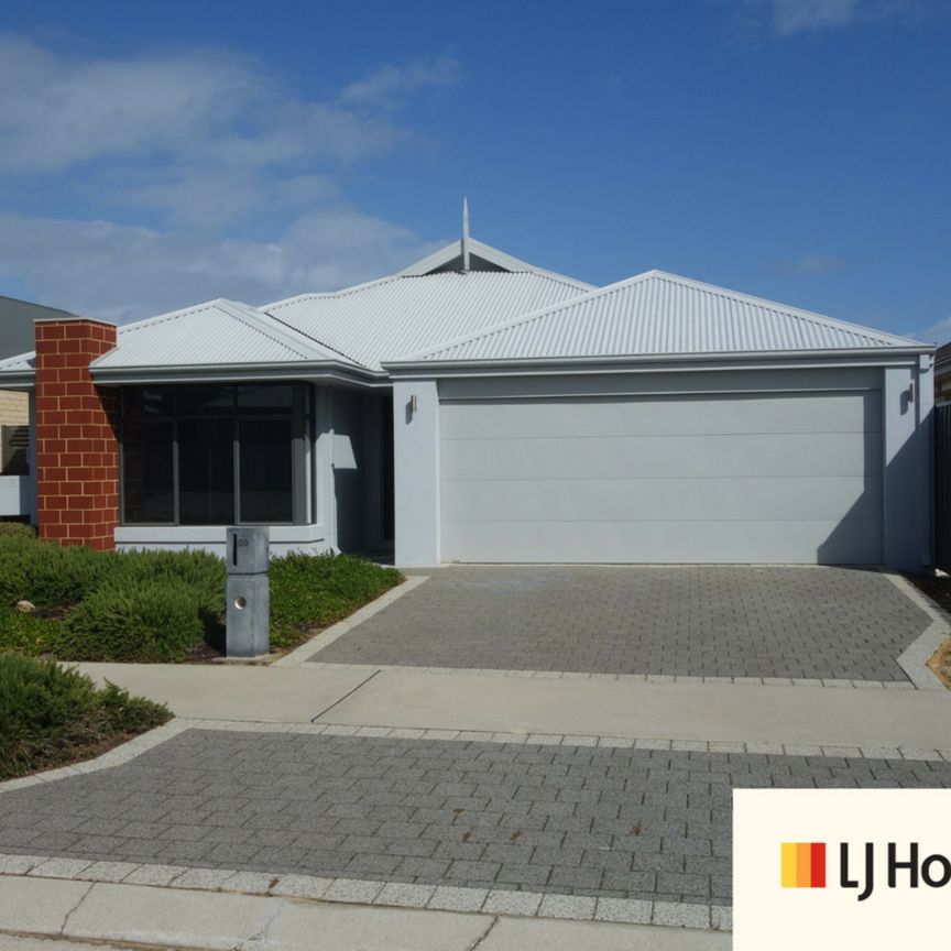 Neat 4 x 2 Home in Alkimos - Photo 1